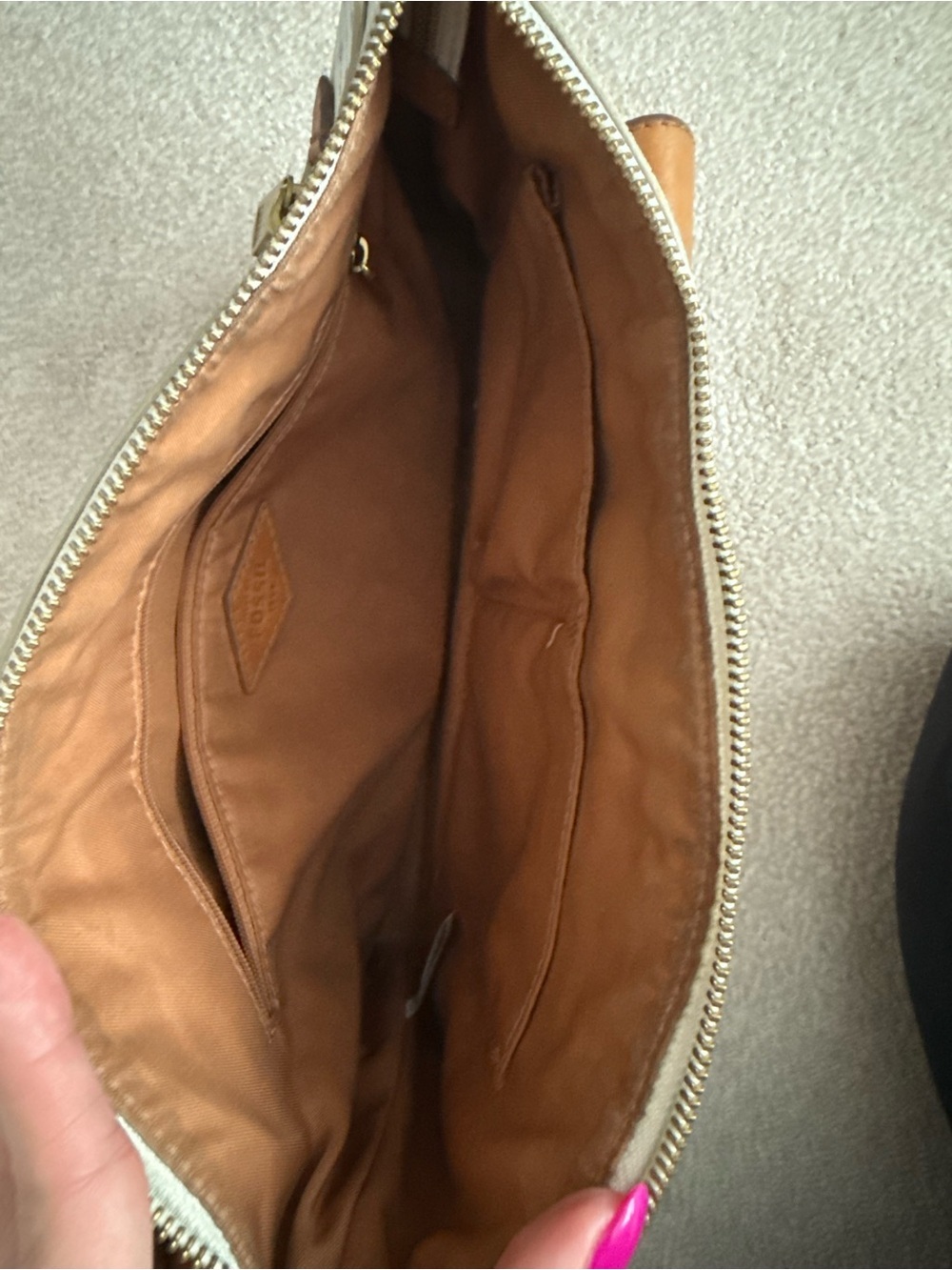 Fossil White and Tan Patterned Shoulder Bag - Picture 3 of 4